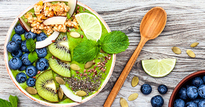 Matcha-Avocado Smoothie Schale