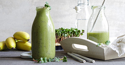 Grüner Smoothie mit Spirulina